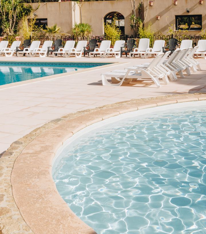 Residenza alberghiera con piscina all'Ile Rousse